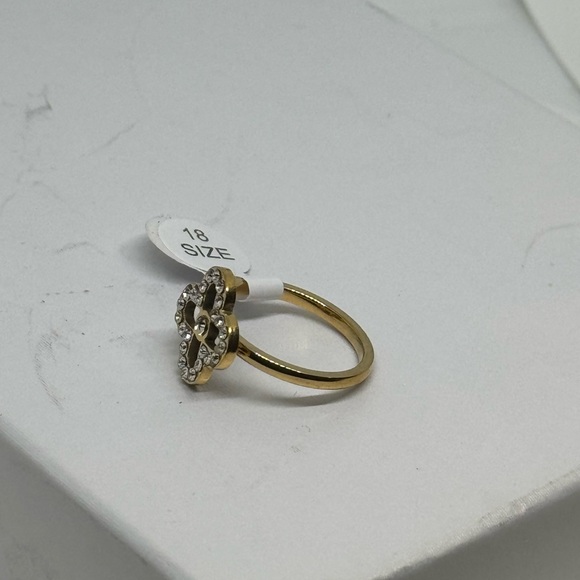 Gold Tone Crystal Rhinestone Clove Stainless Steel Fashion Ring SZ 8 - Picture 7 of 9